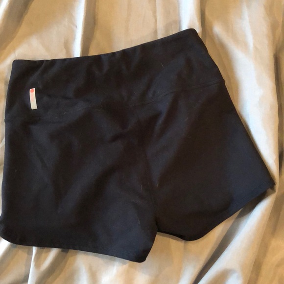 Zella bootie shorts - Picture 2 of 4